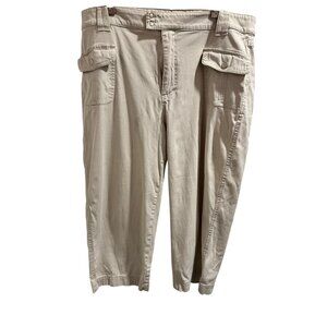 🌸3/$15🌸French Cuff Womens Beige Cargo Capri Pants Size 14